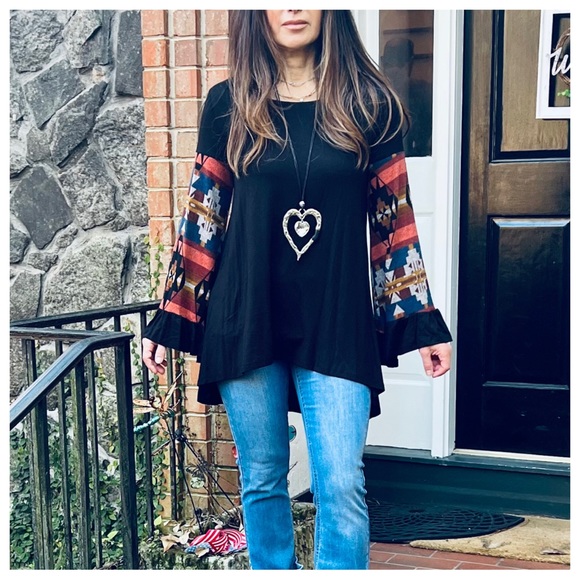 #43 Beautiful Bell Sleeves Contrast Tunic Top - Picture 2 of 5